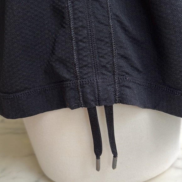 Lululemon top - Picture 8 of 12